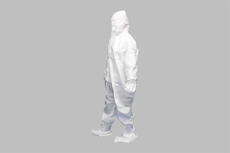Czysty coverall